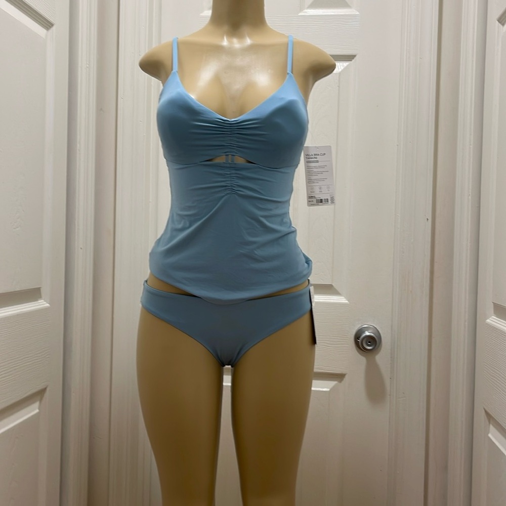 ATHLETA VILLA BRA CUP TANKINI -
Waterloo blue NWT  top size 32 B/C bottom S